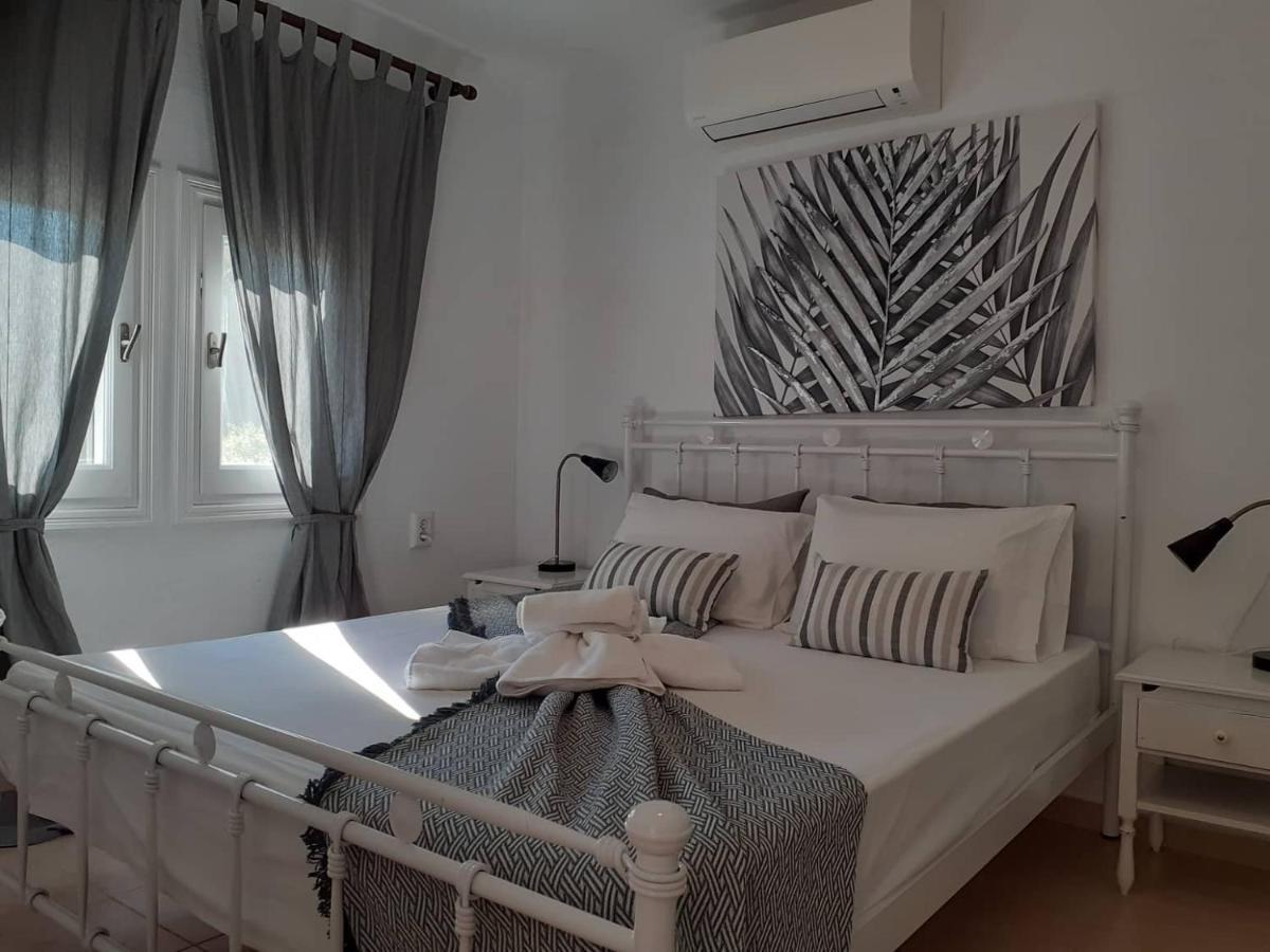 Villa Tillia Panormos  Екстериор снимка